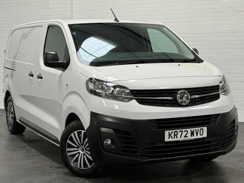 VAUXHALL VIVARO